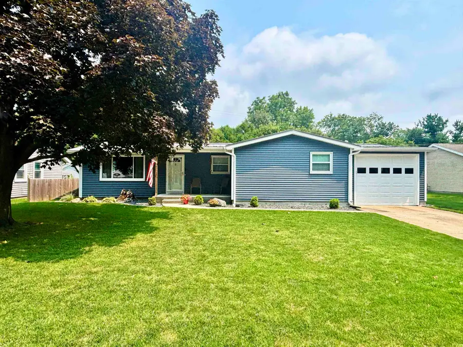 755 N Locke Ct Court, Nappanee, IN 46550 - #2