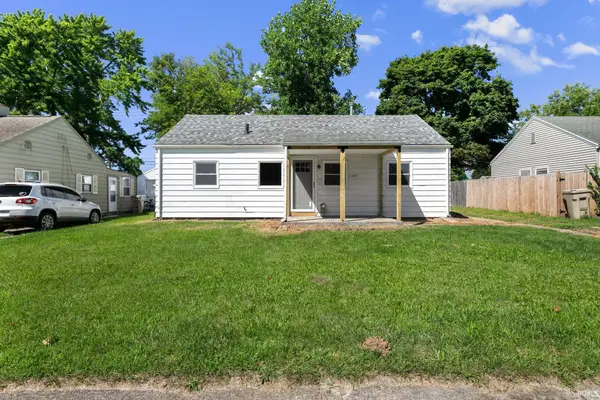 3707 Addison Street, South Bend, IN 46614