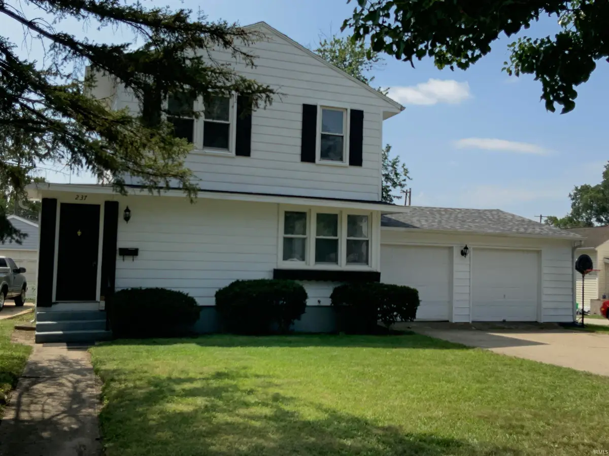 237 Guam Avenue, Mishawaka, IN 46545 - #1