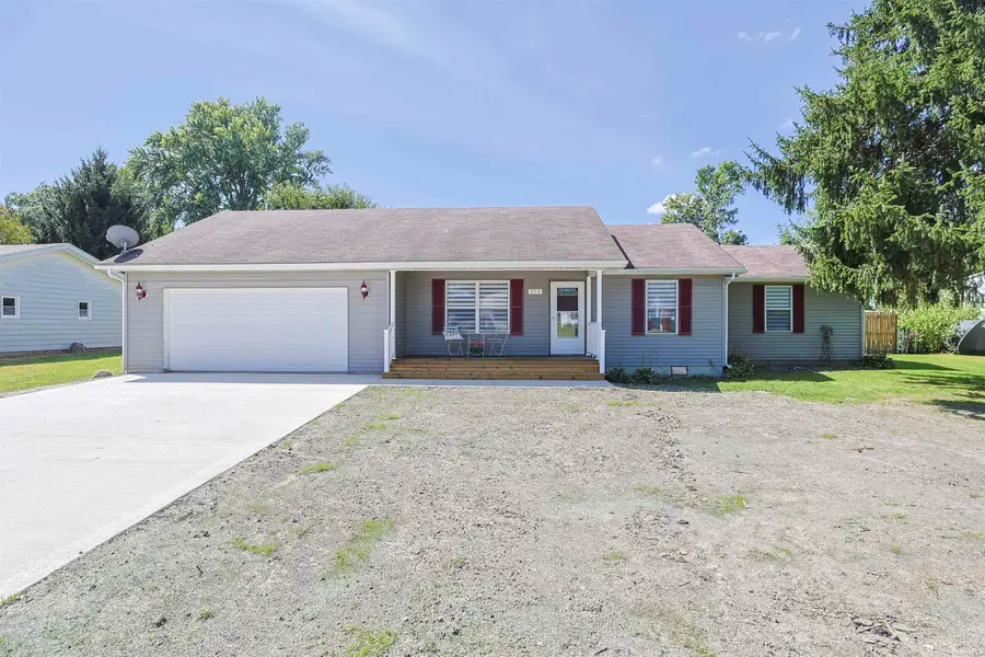 213 S Grand Street, Lakeville, IN 46536 - #3