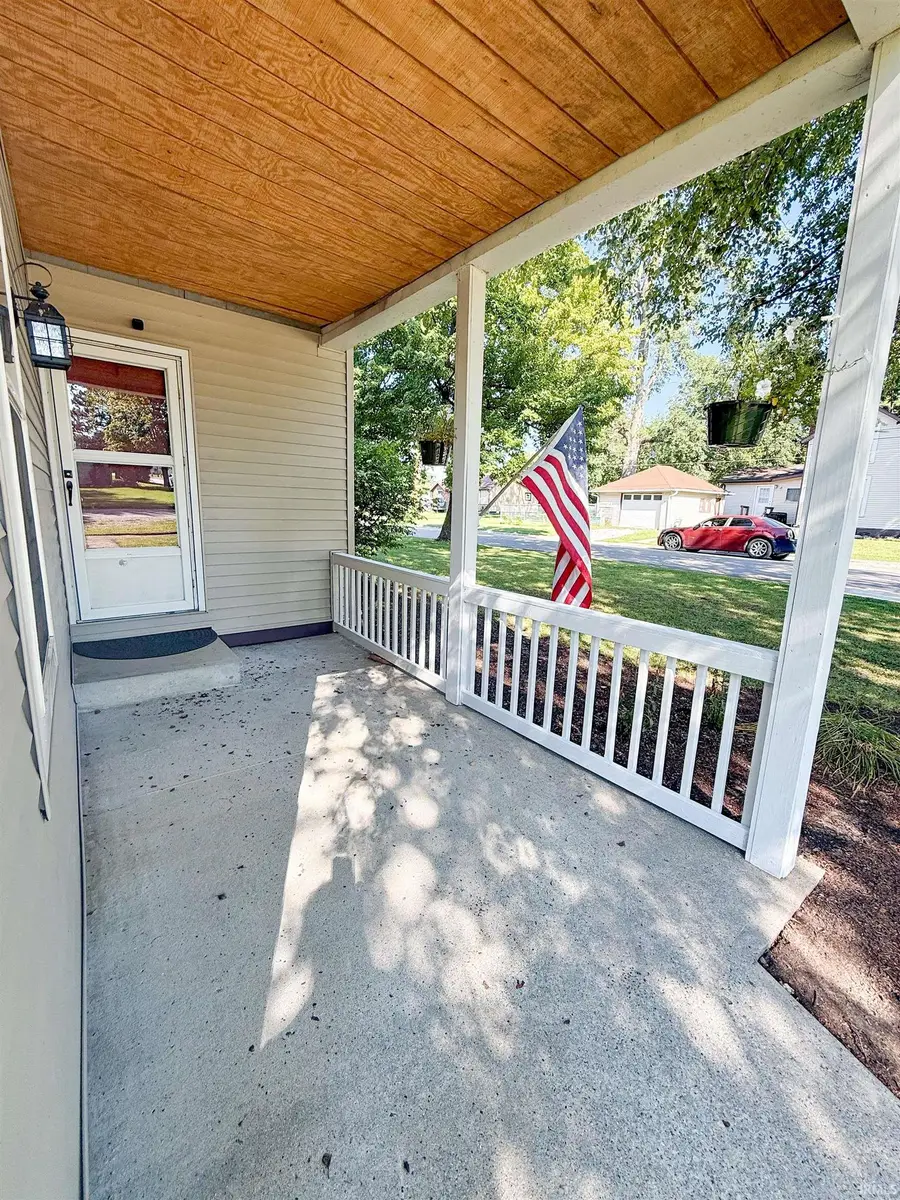 501 W 2nd Avenue, Garrett, IN 46738 - #2