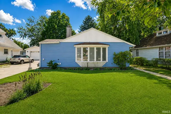 203 E Leyte Avenue, Mishawaka, IN 46545