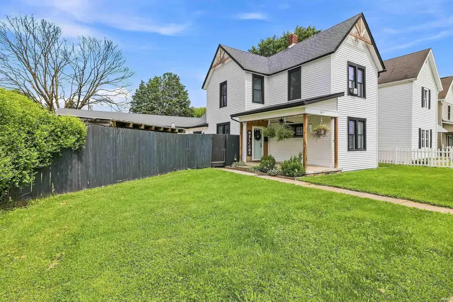 121 E South B Street, Gas City, IN 46933 - #2