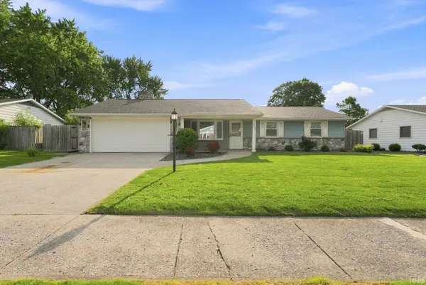 2606 Forest Valley Drive, Fort Wayne, IN 46815