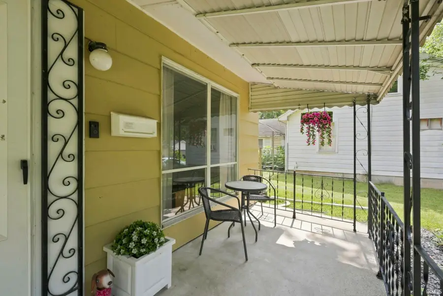 509 S Morton Street, Warsaw, IN 46580 - #3