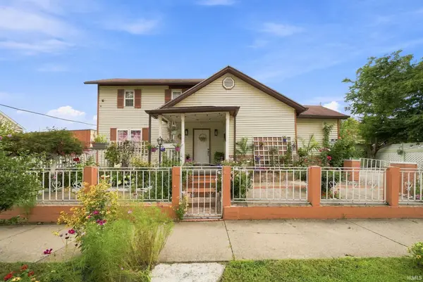 1402 Fairfield Avenue, Fort Wayne, IN 46802