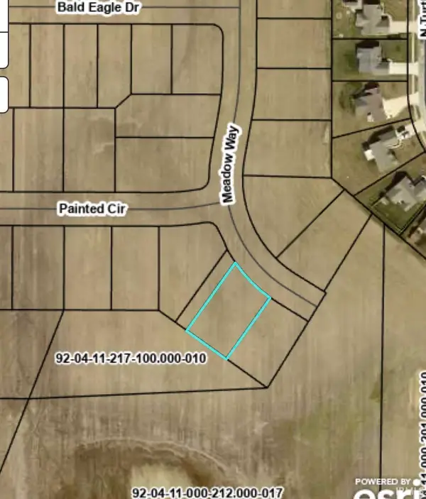 961 Meadow Way, Churubusco, IN 46723