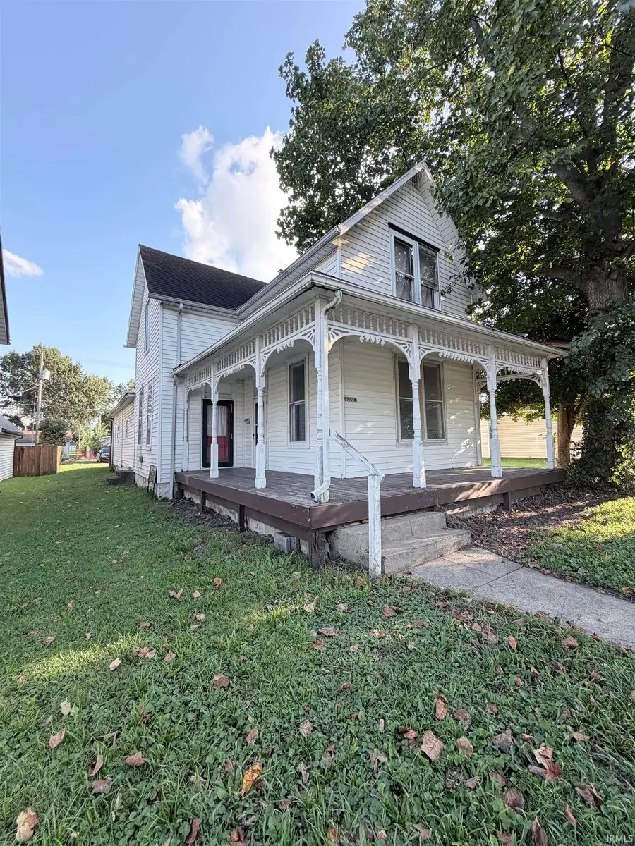 908 W Fourth Street, Mount Vernon, IN 47620 - #2