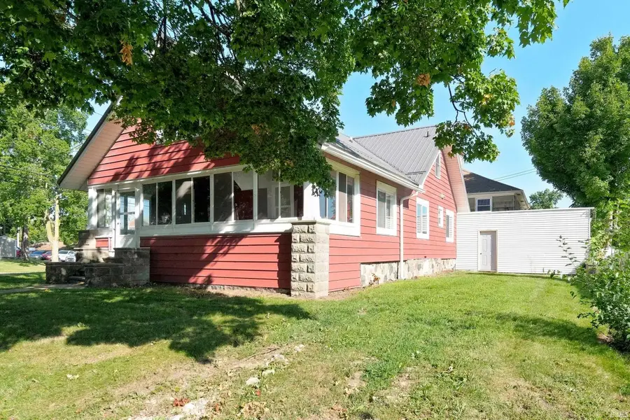 314 W Gale Street, Angola, IN 46703 - #3
