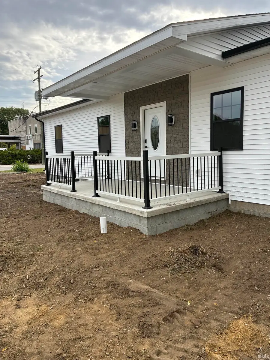324 S 12th Street, Vincennes, IN 47591 - #2