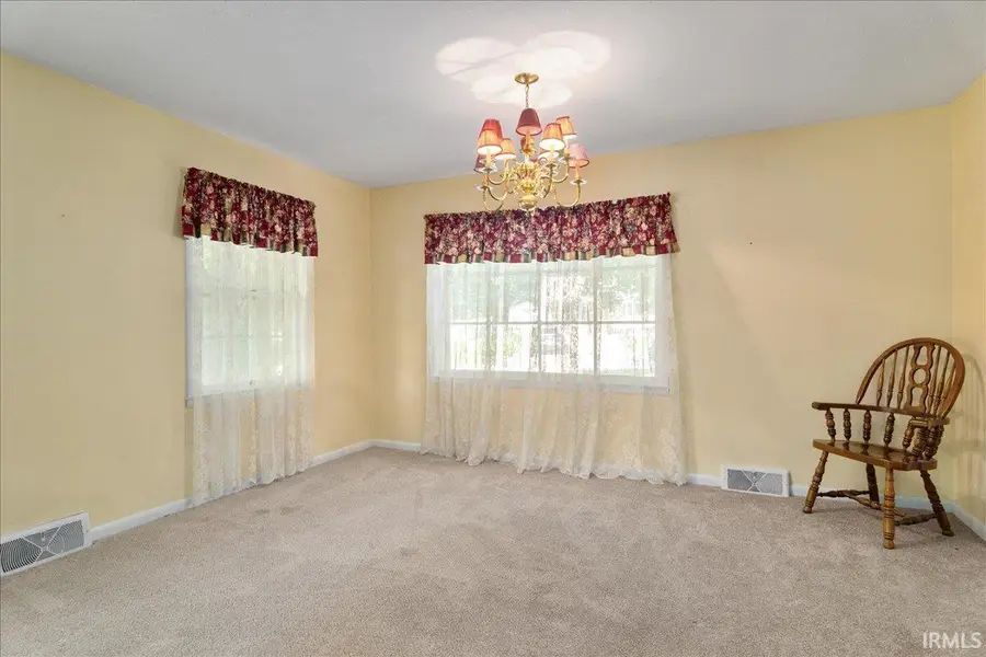1804 W Midland Avenue, Princeton, IN 47670 - #3