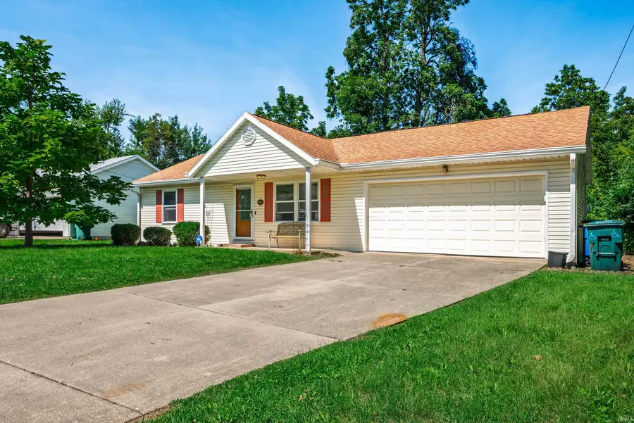 402 W Cromer Avenue, Muncie, IN 47303 - #2