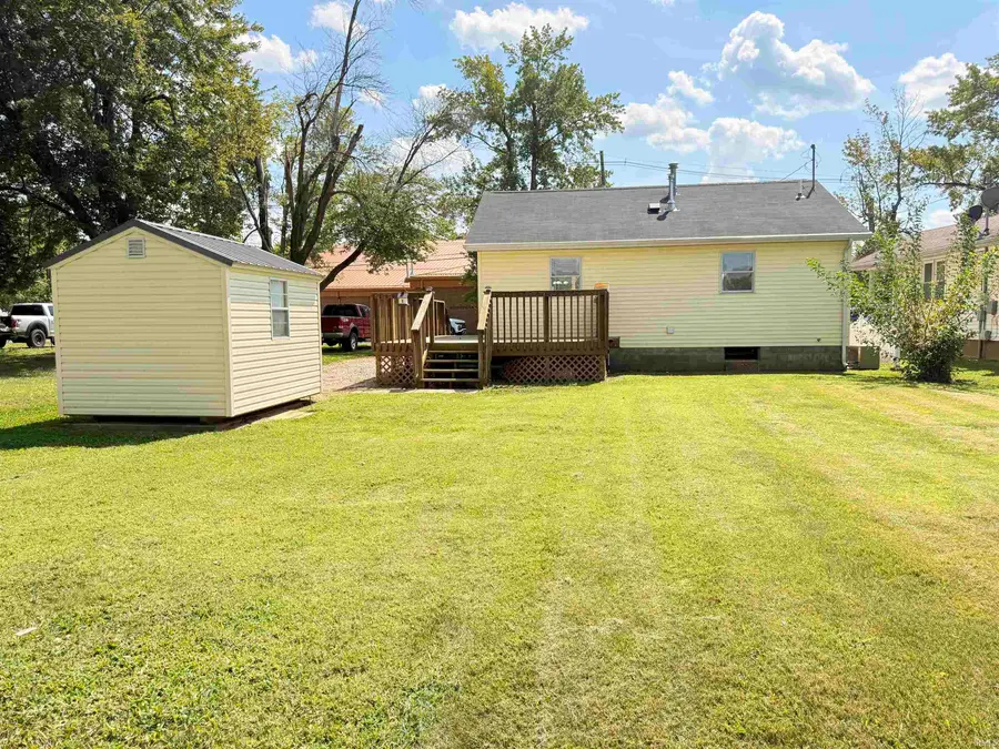 617 W Sycamore Street, Boonville, IN 47601 - #3