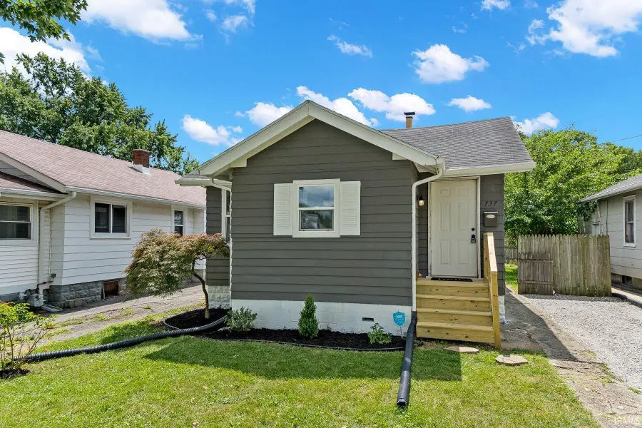 737 Lillian Avenue, Fort Wayne, IN 46808 - #2