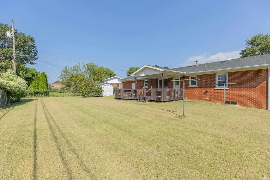 314 Riviera Drive, Mount Vernon, IN 47620 - #2