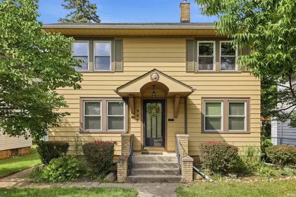 908 Kinsmoor Avenue, Fort Wayne, IN 46807