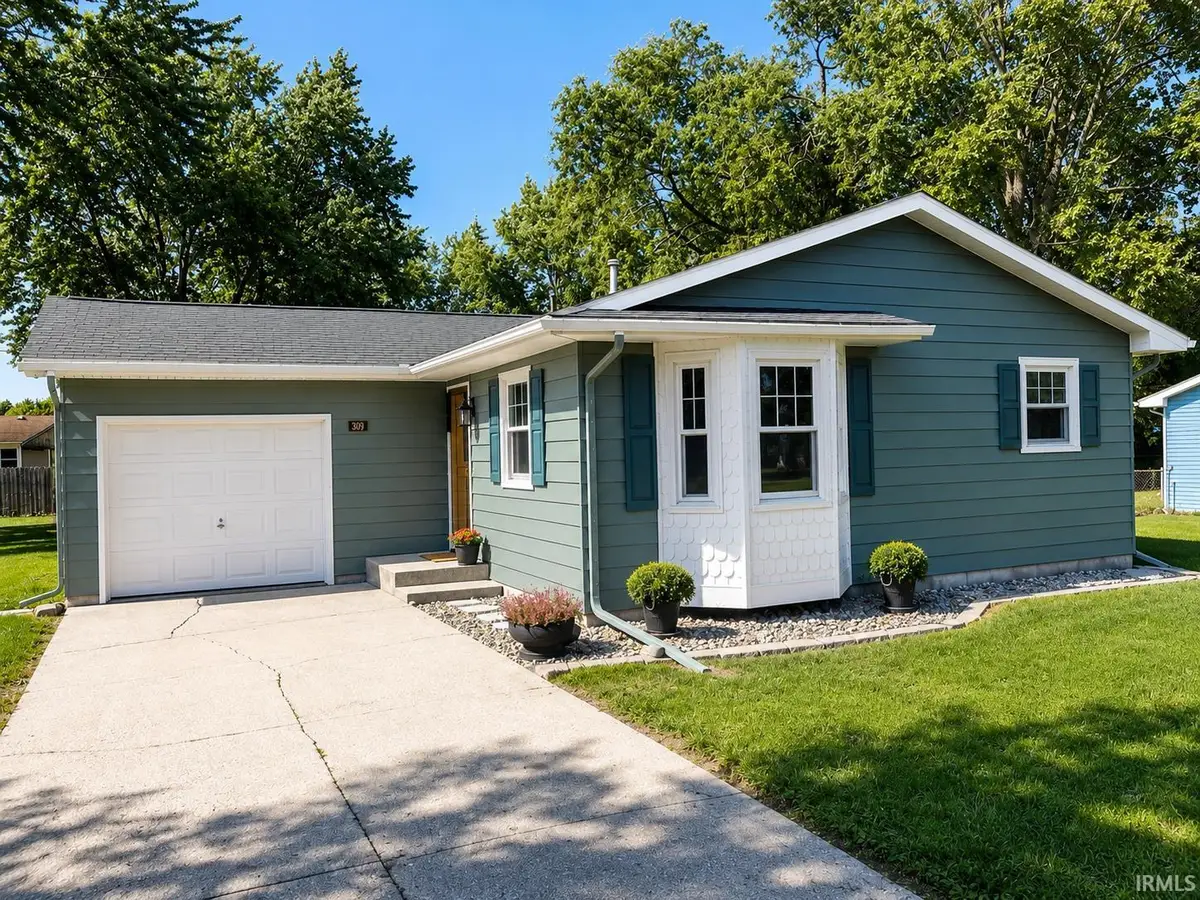 309 E Mill Street, Ossian, IN 46777 - #1