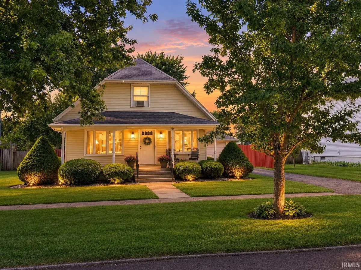 215 E Lyman Street, Francesville, IN 47946 - #1