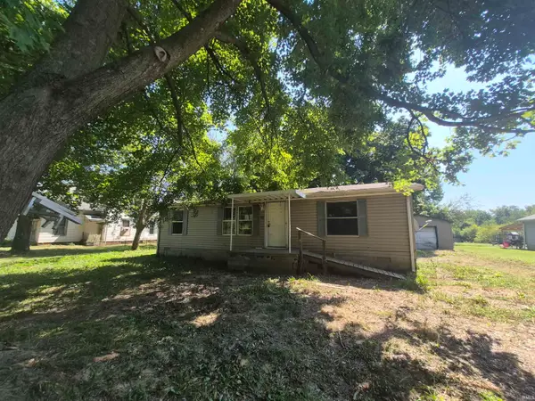 112 N Pond Street, Freelandville, IN 47535