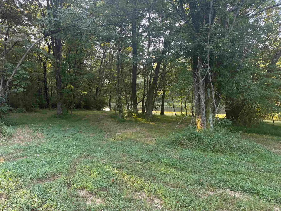 800 Wood Creek Lane, Evansville, IN 47725 - #2