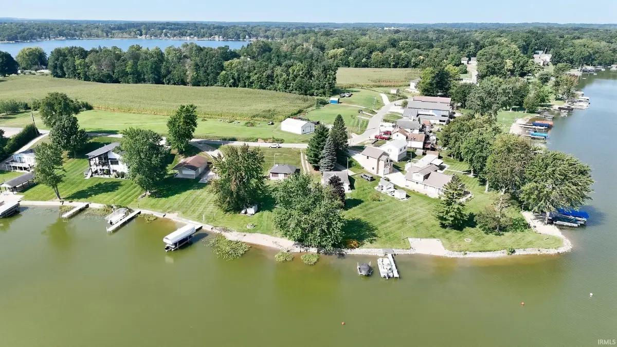 6845 S 095 E, Wolcottville, IN 46795 - #1