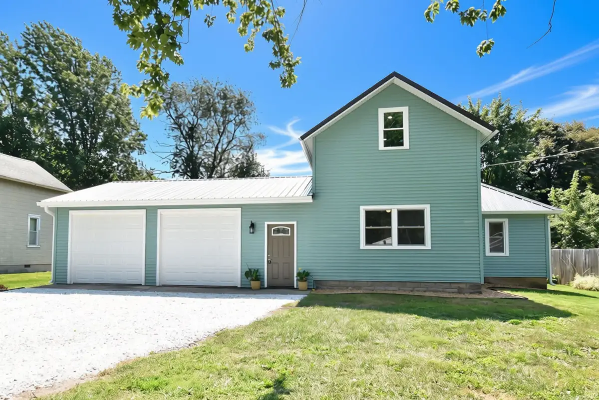 1004 E 8th Street, Fowler, IN 47944 - #1