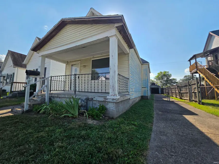 1012 N Elliott Street, Evansville, IN 47711 - #3