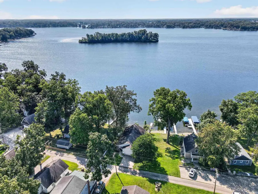 8165 E Wade Lane, North Webster, IN 46555 - #3