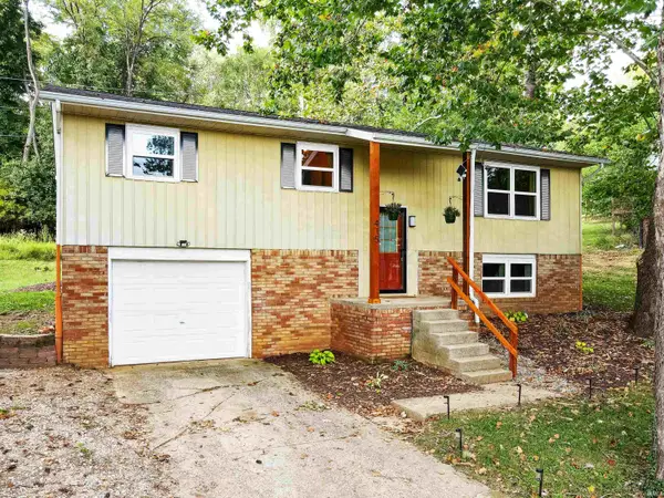 415 N Chandler Drive, Ellettsville, IN 47429