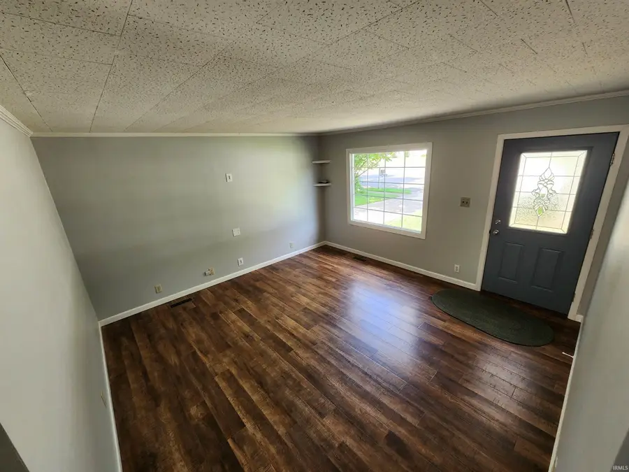 1409 S Pleasantview Drive, Yorktown, IN 47396 - #3