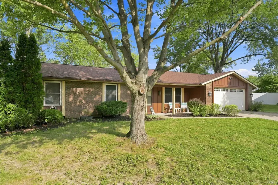 7407 Imperial Plaza Drive, Fort Wayne, IN 46835 - #3