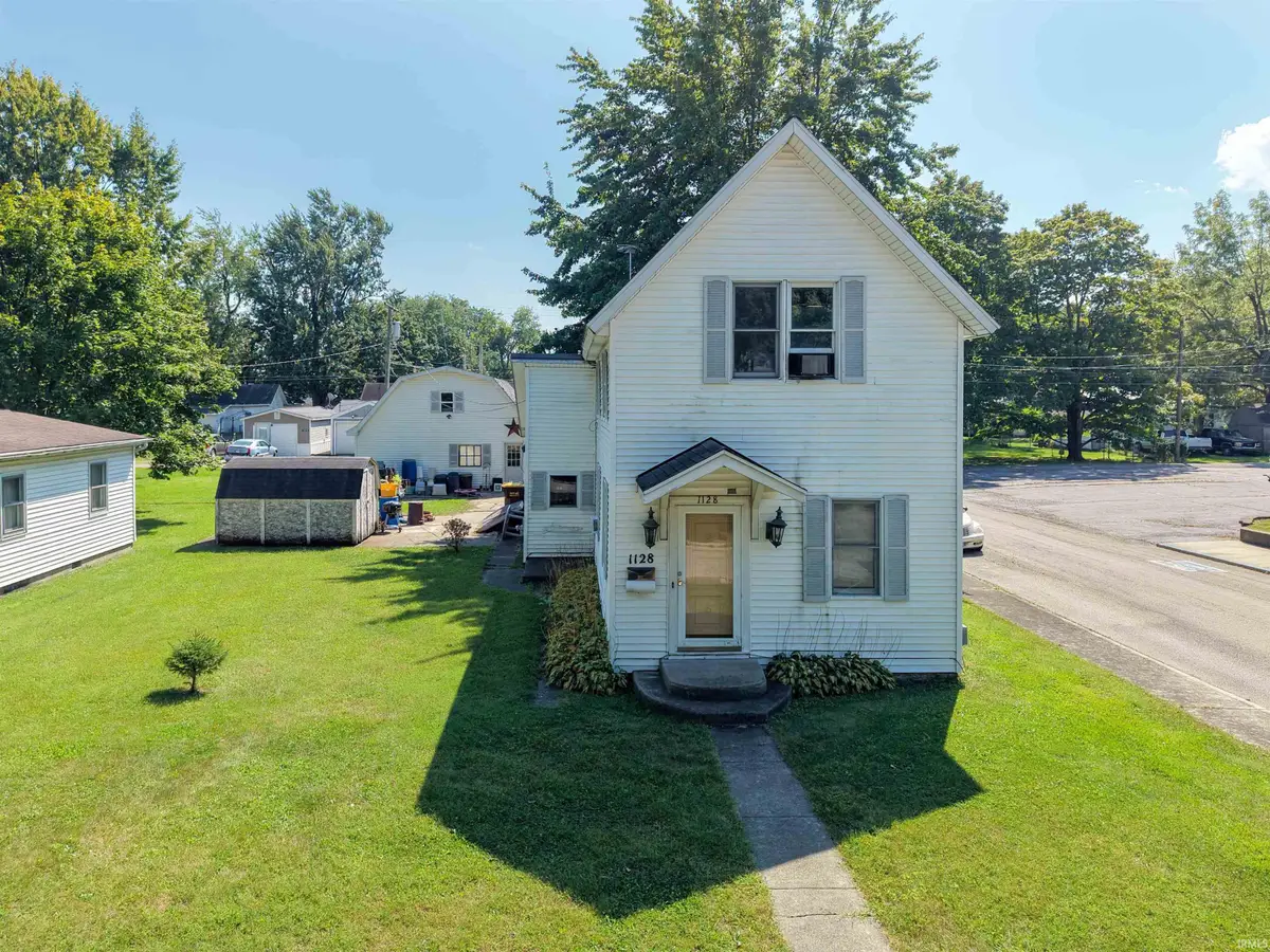 1128 W Cherry Street, Bluffton, IN 46714 - #1