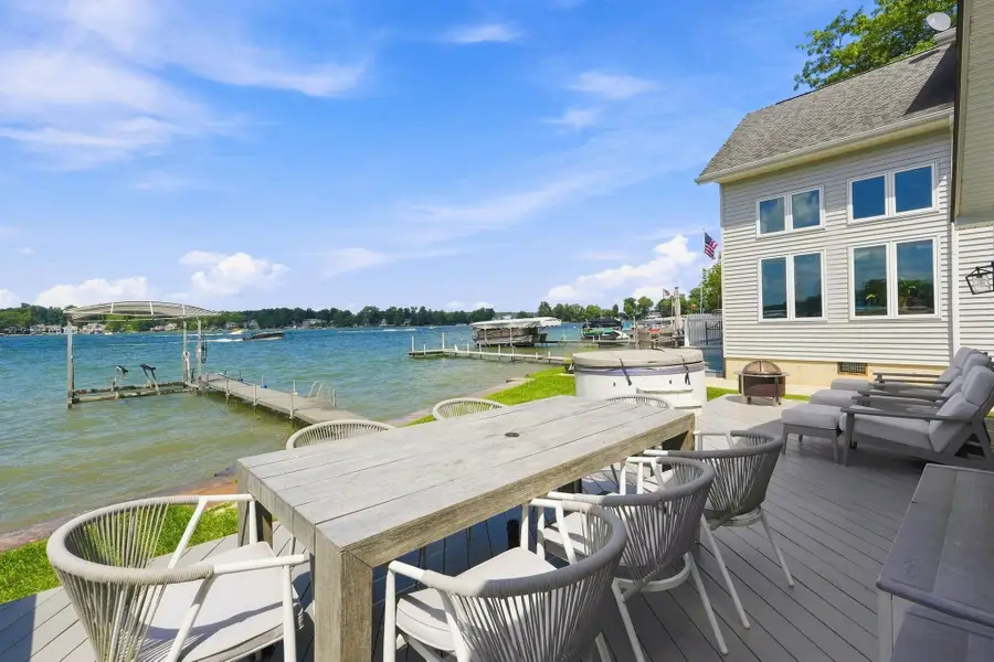 3230 W Shady Side Road, Angola, IN 46703 - #3