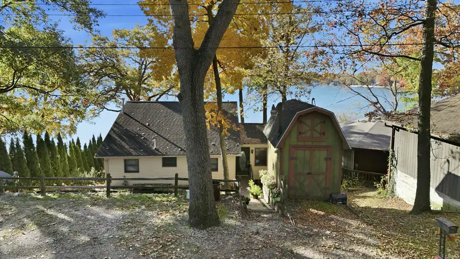 1740 W 635 N, Howe, IN 46746 - #2