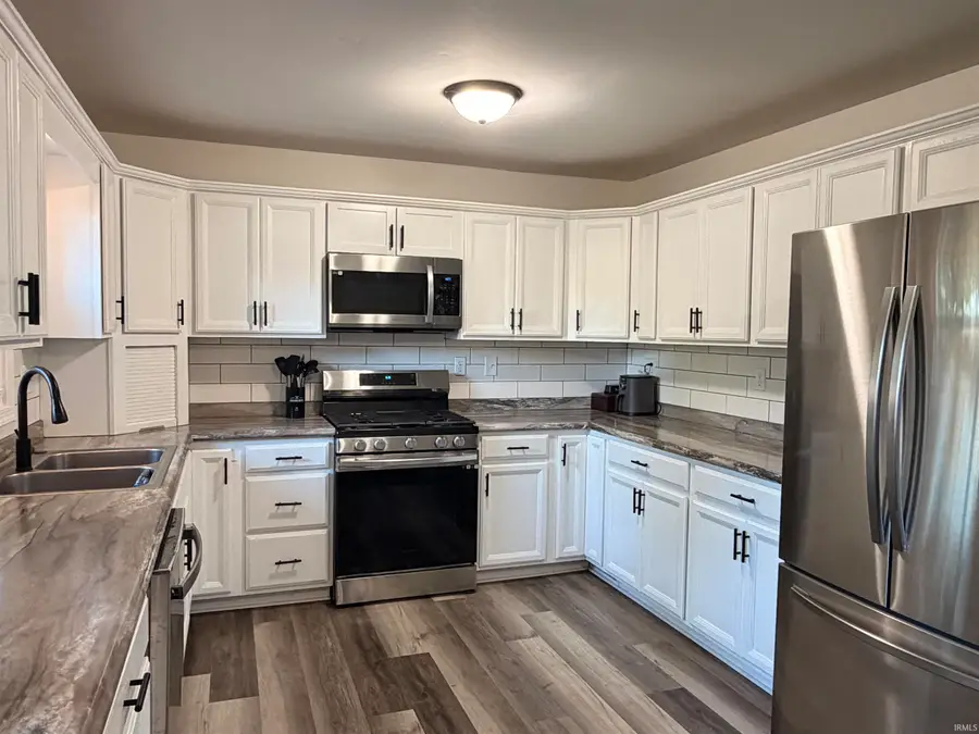 120 Maxine Drive, Ossian, IN 46777 - #3