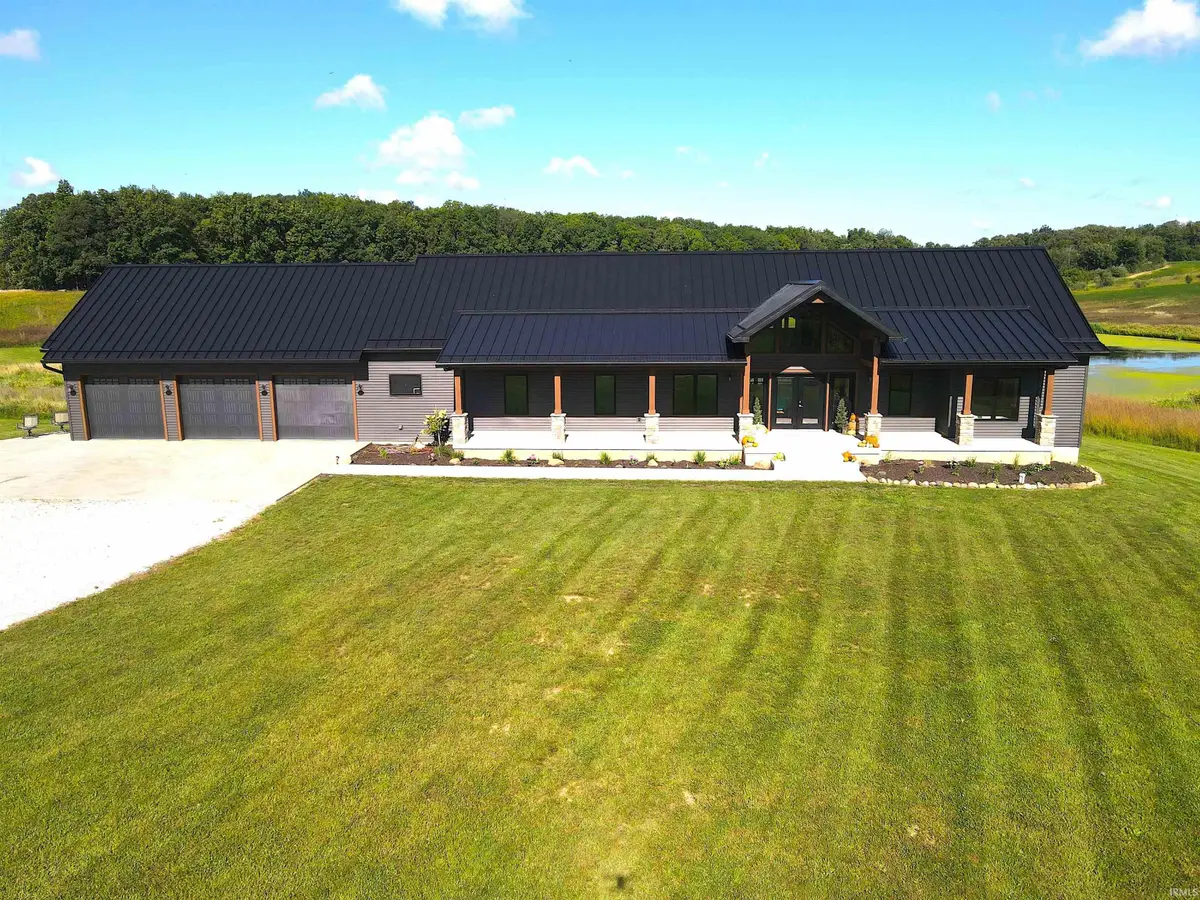 13142 N 700 W, Silver Lake, IN 46982 - #1