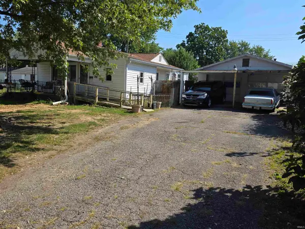 1602 S Luick Avenue, Muncie, IN 47302