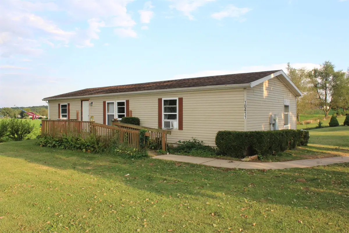 10411 W Us Highway 20, Angola, IN 46703 - #1