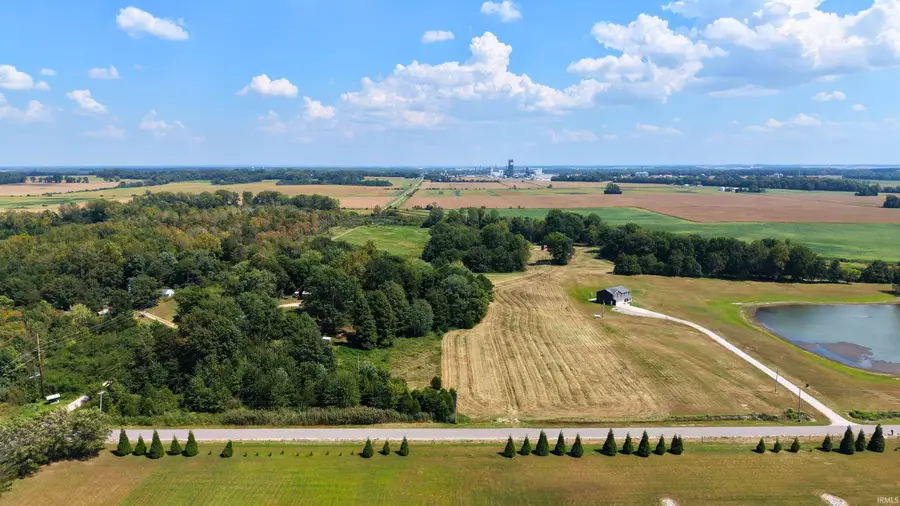 8460 N Pine Bluff Road, Bicknell, IN 47512 - #3