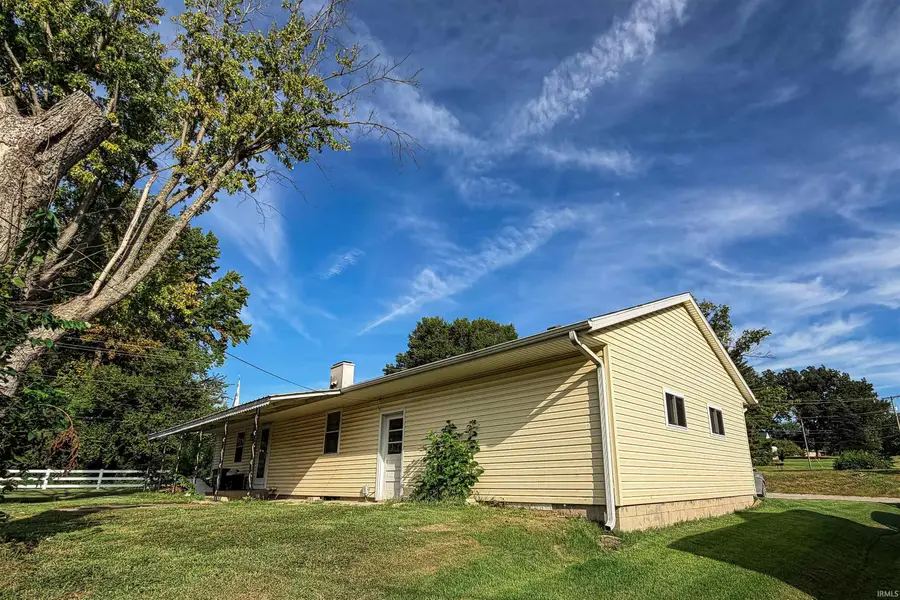 1 Lynwood Drive, Washington, IN 47501 - #2