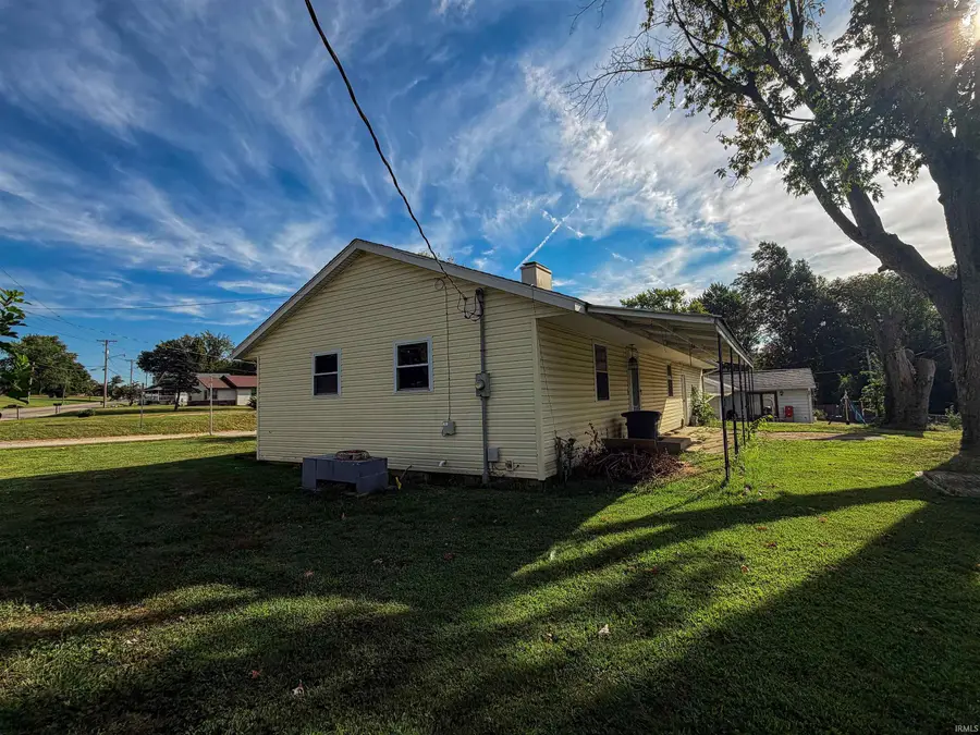 1 Lynwood Drive, Washington, IN 47501 - #3