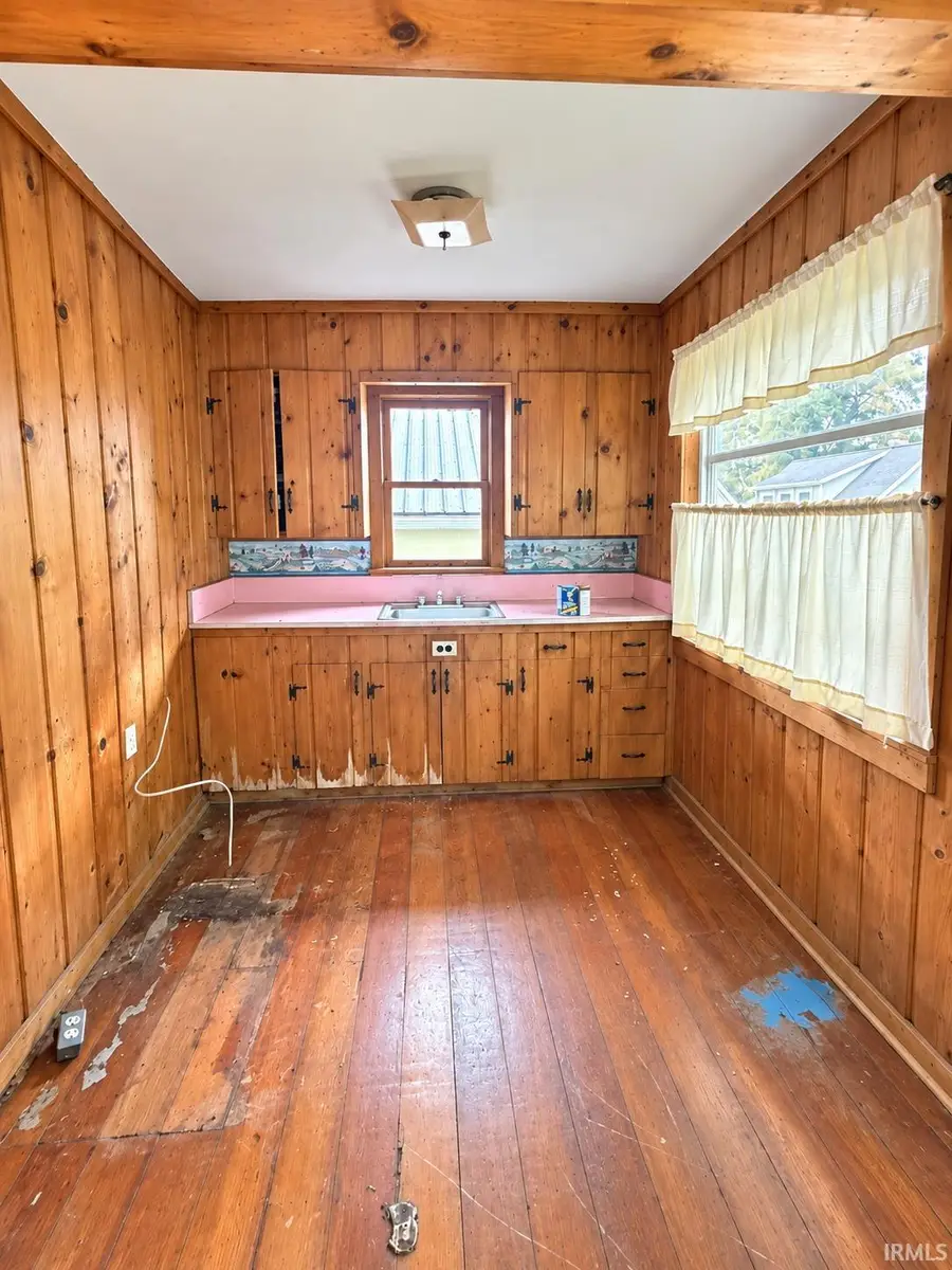 1033 S Martz Street, Syracuse, IN 46567 - #2
