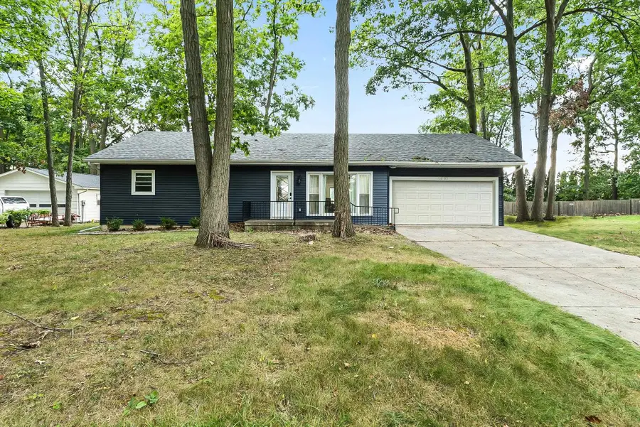 1003 Hickory Hill Drive, Angola, IN 46703 - #3