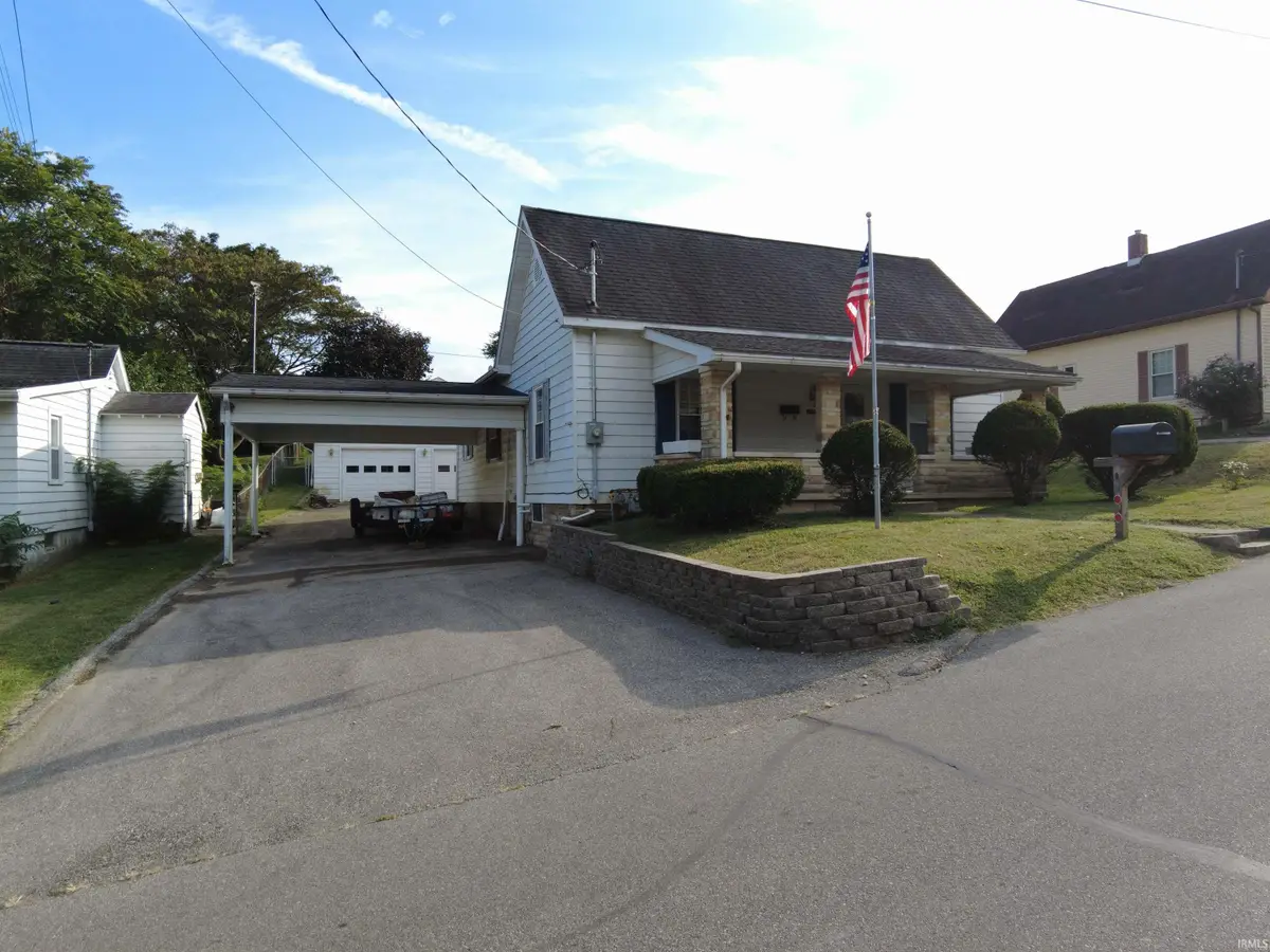 1736 25th Street, Bedford, IN 47421 - #1