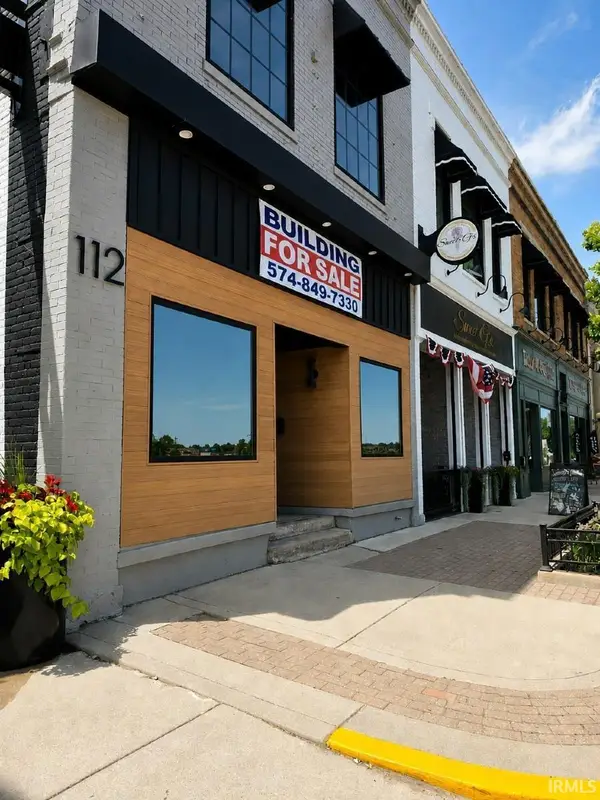 112 S Main Street, Nappanee, IN 46550