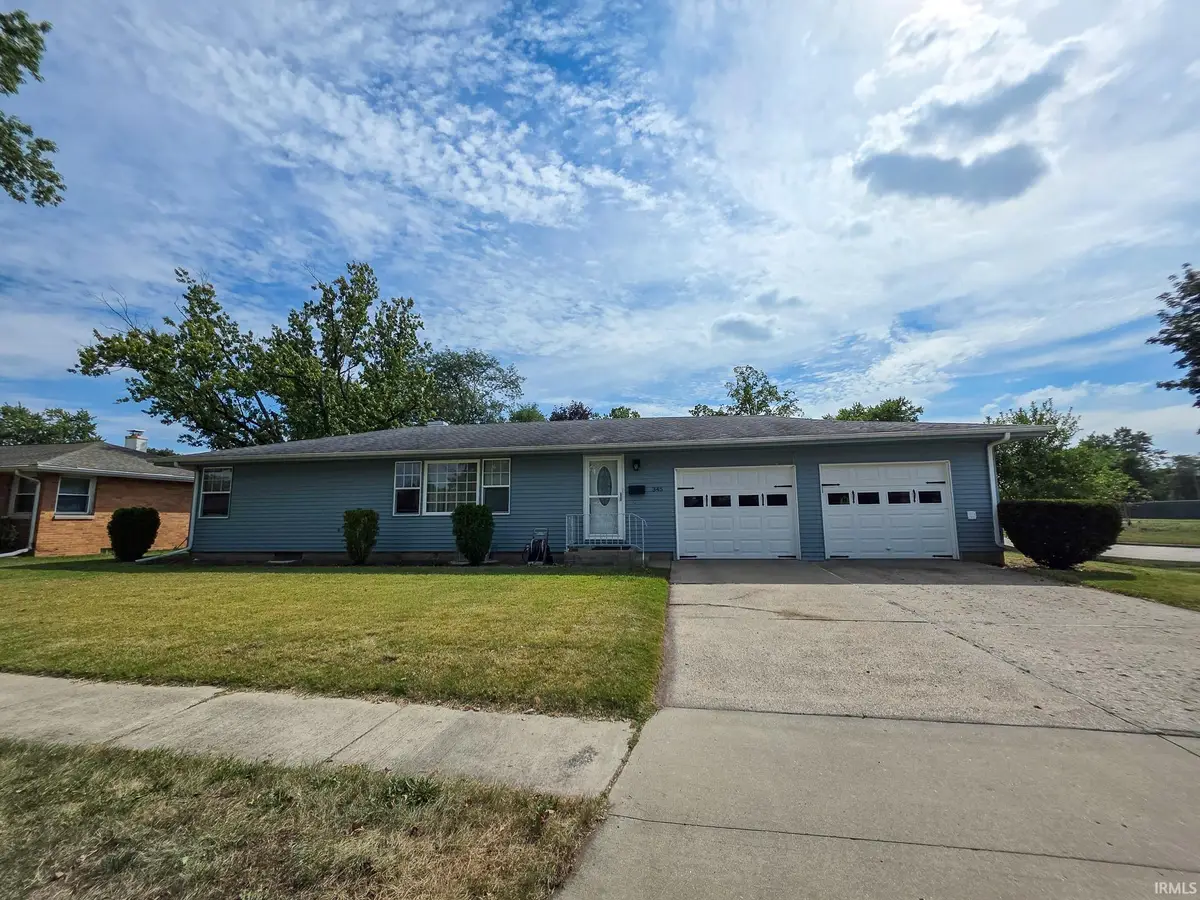 345 W Dinehart Avenue, Elkhart, IN 46517 - #1