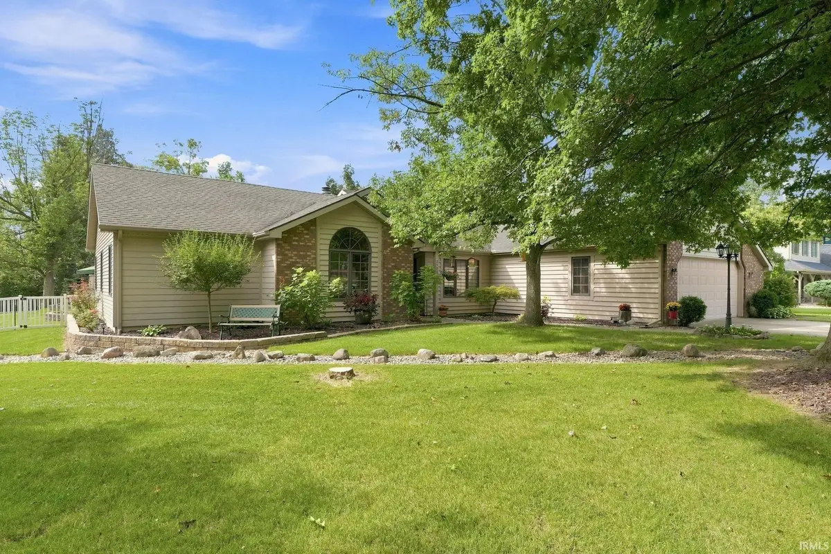 2598 E Maple Drive, Bluffton, IN 46714 - #1