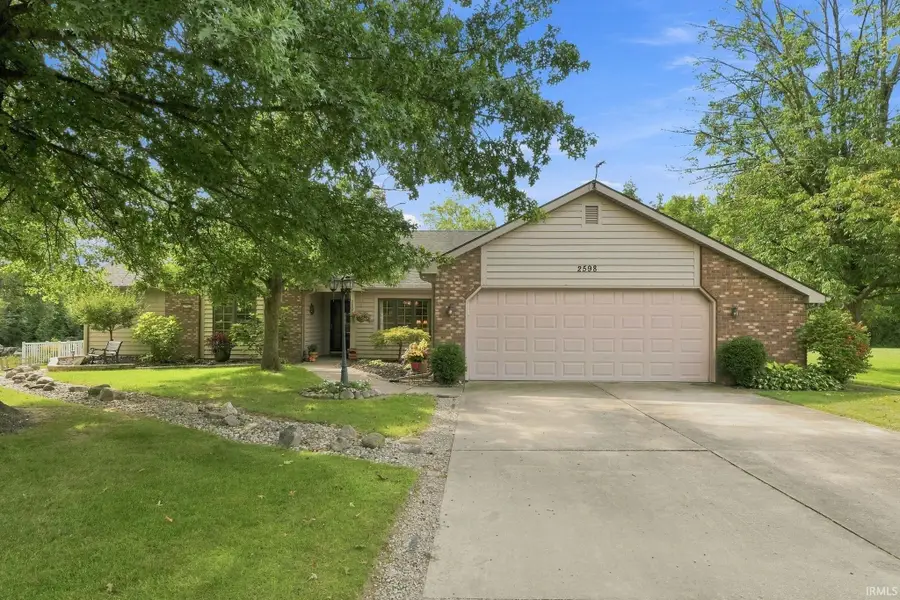 2598 E Maple Drive, Bluffton, IN 46714 - #2