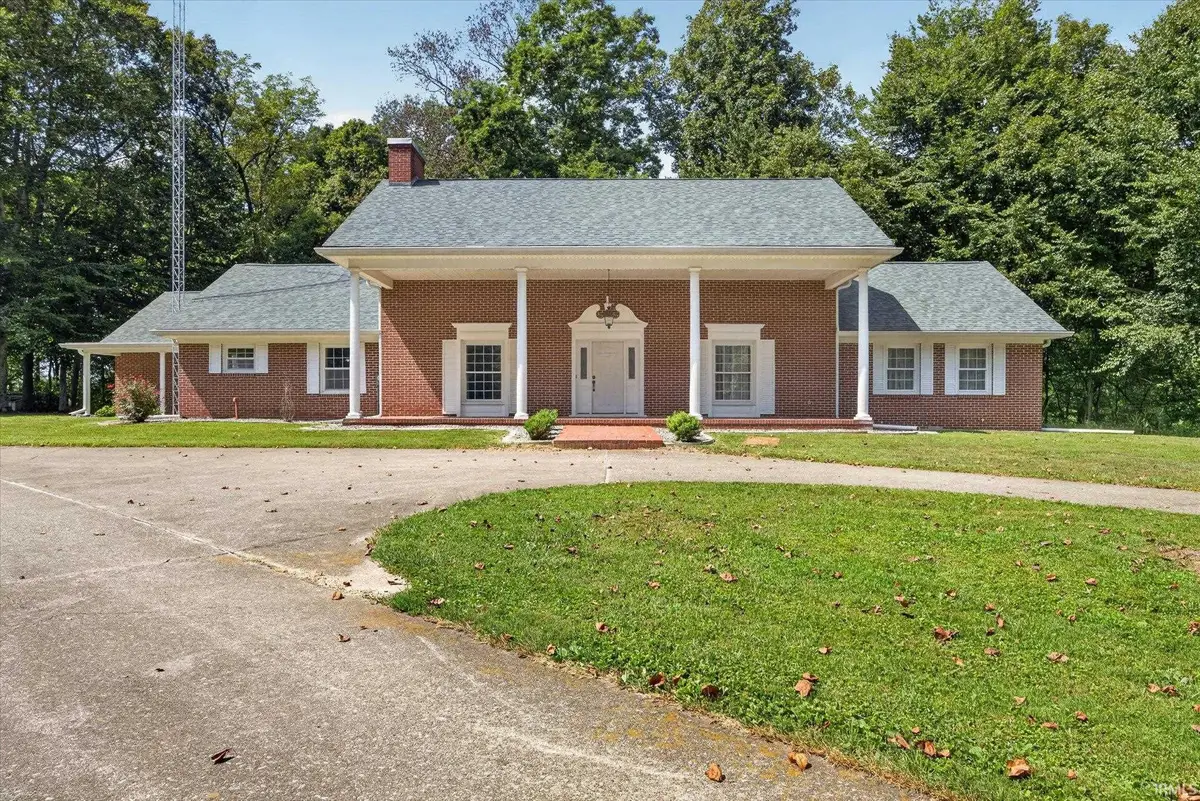 10533 Us Highway 231 Road, Loogootee, IN 47553 - #1