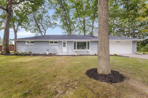 28807 Oakwood Street, Elkhart, IN 46514